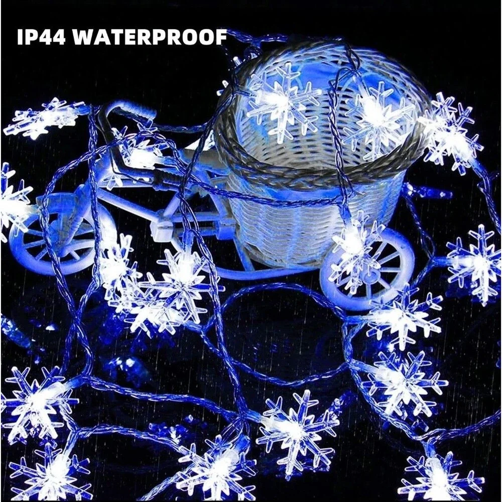 Brand New 100 LED Christmas SNOWFLAKE 25ft String Lights Plug-in 8settings NiB